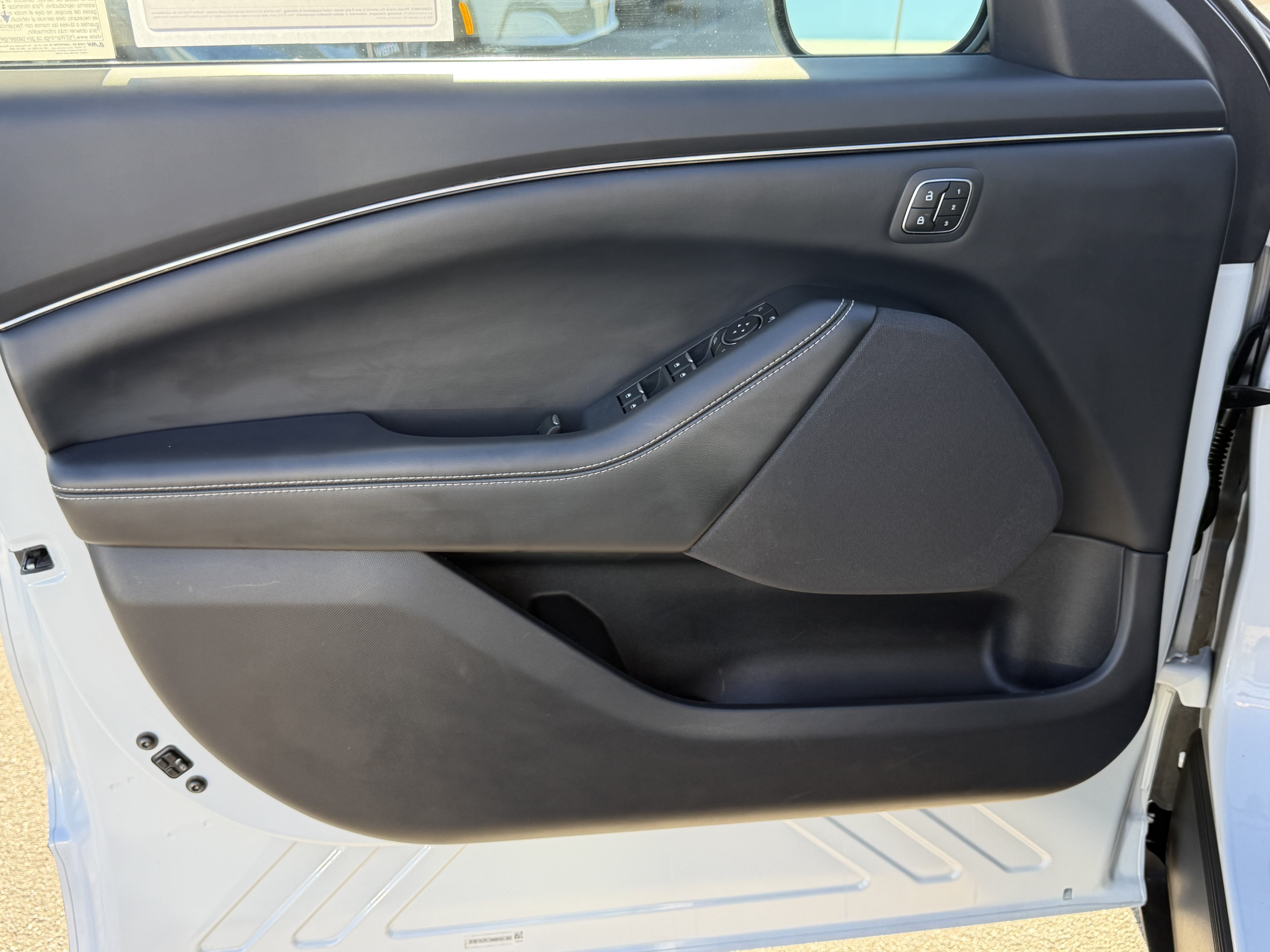 2022 Ford Mustang Mach-E California Route 1
