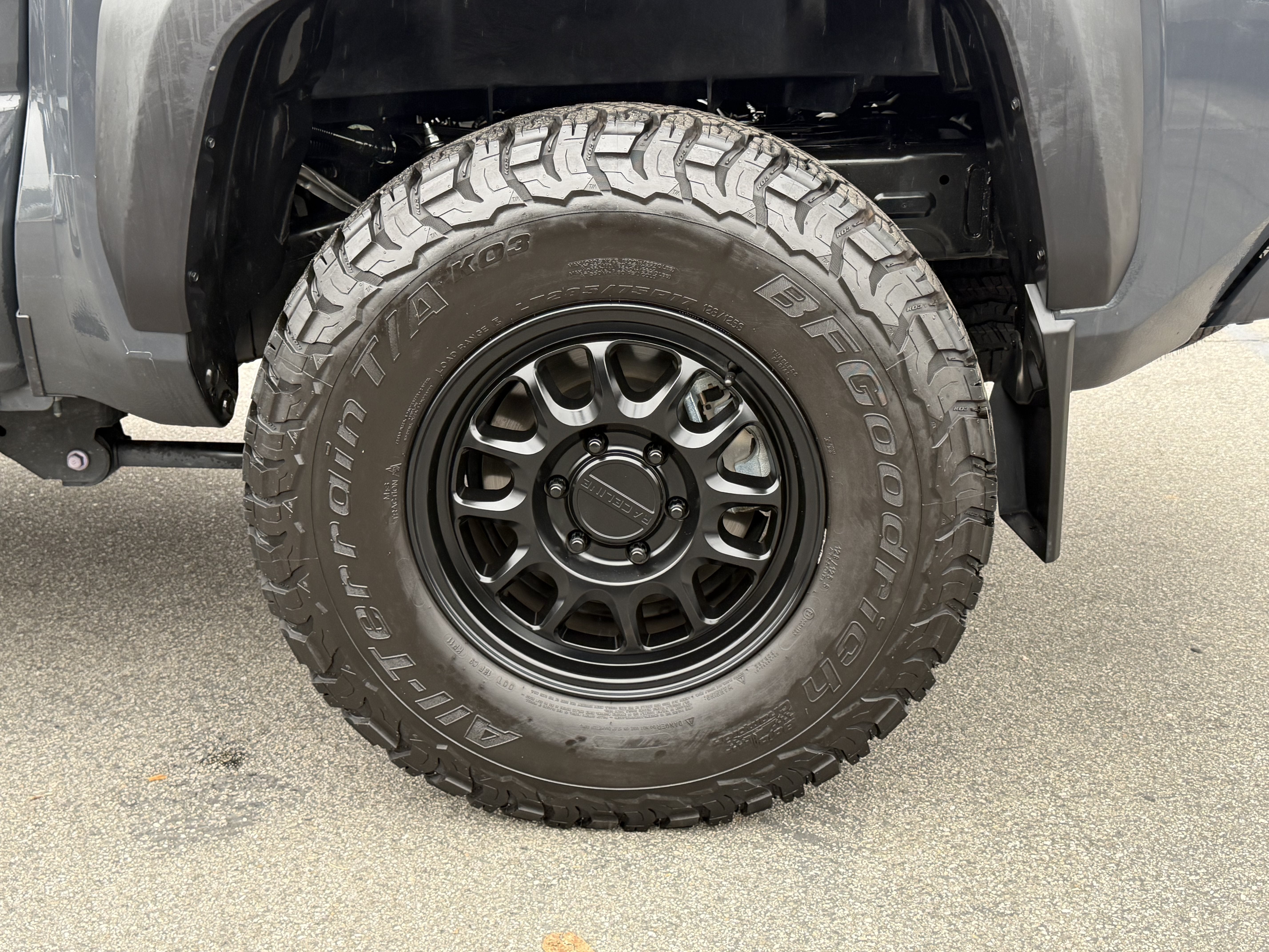 2024 Toyota Tacoma 4WD TRD Sport Hybrid