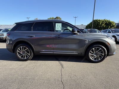 2022 Lincoln Corsair Standard