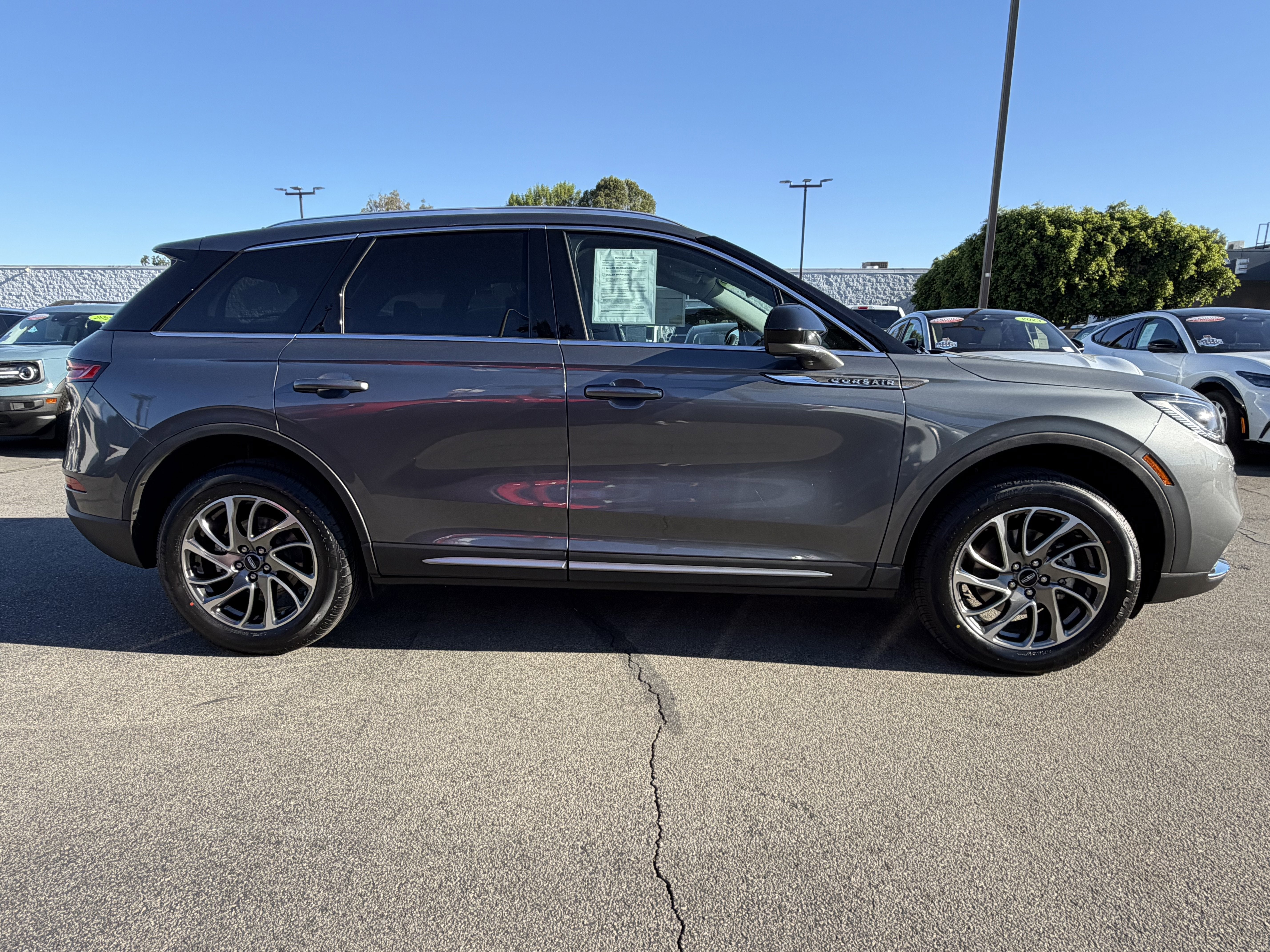 2022 Lincoln Corsair Standard