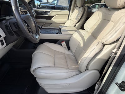 2019 Lincoln Navigator Select