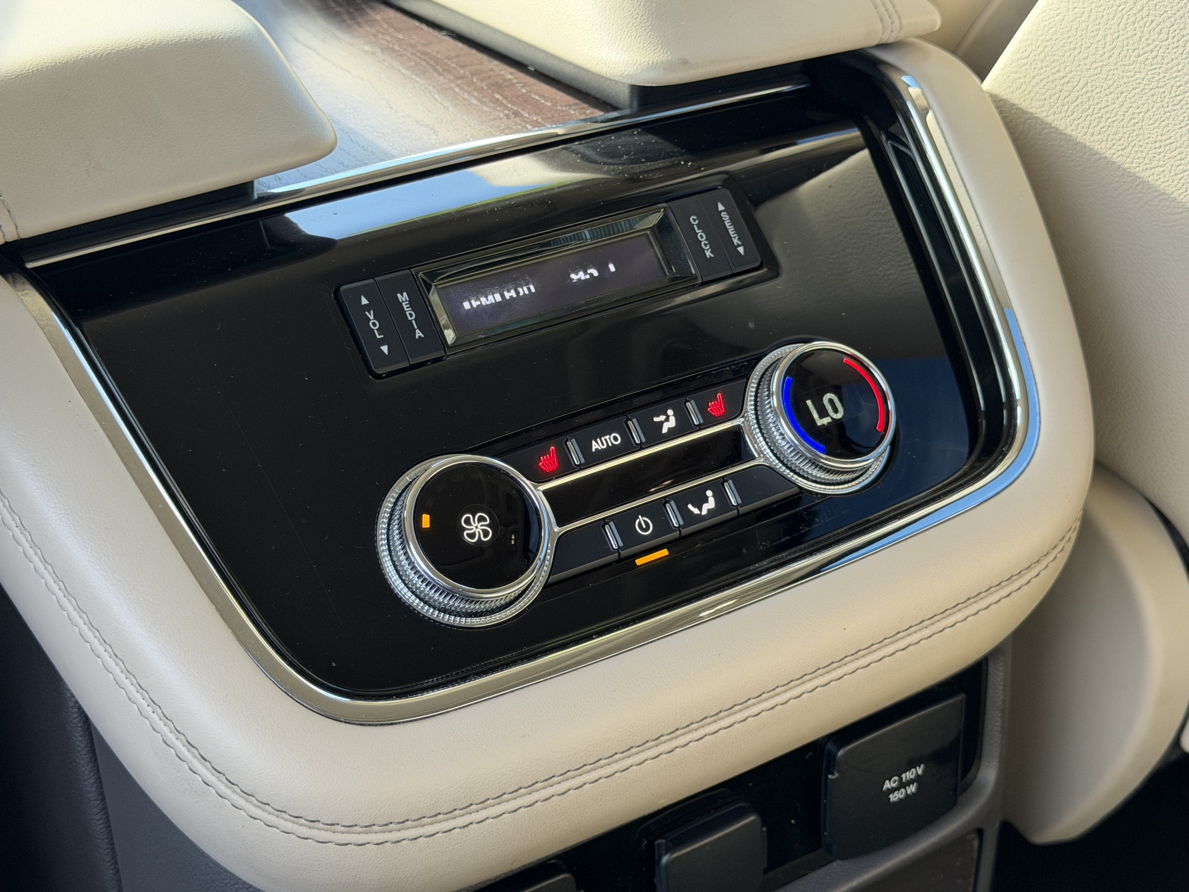 2019 Lincoln Navigator Select