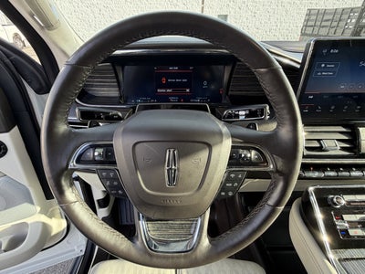 2022 Lincoln Navigator L Black Label