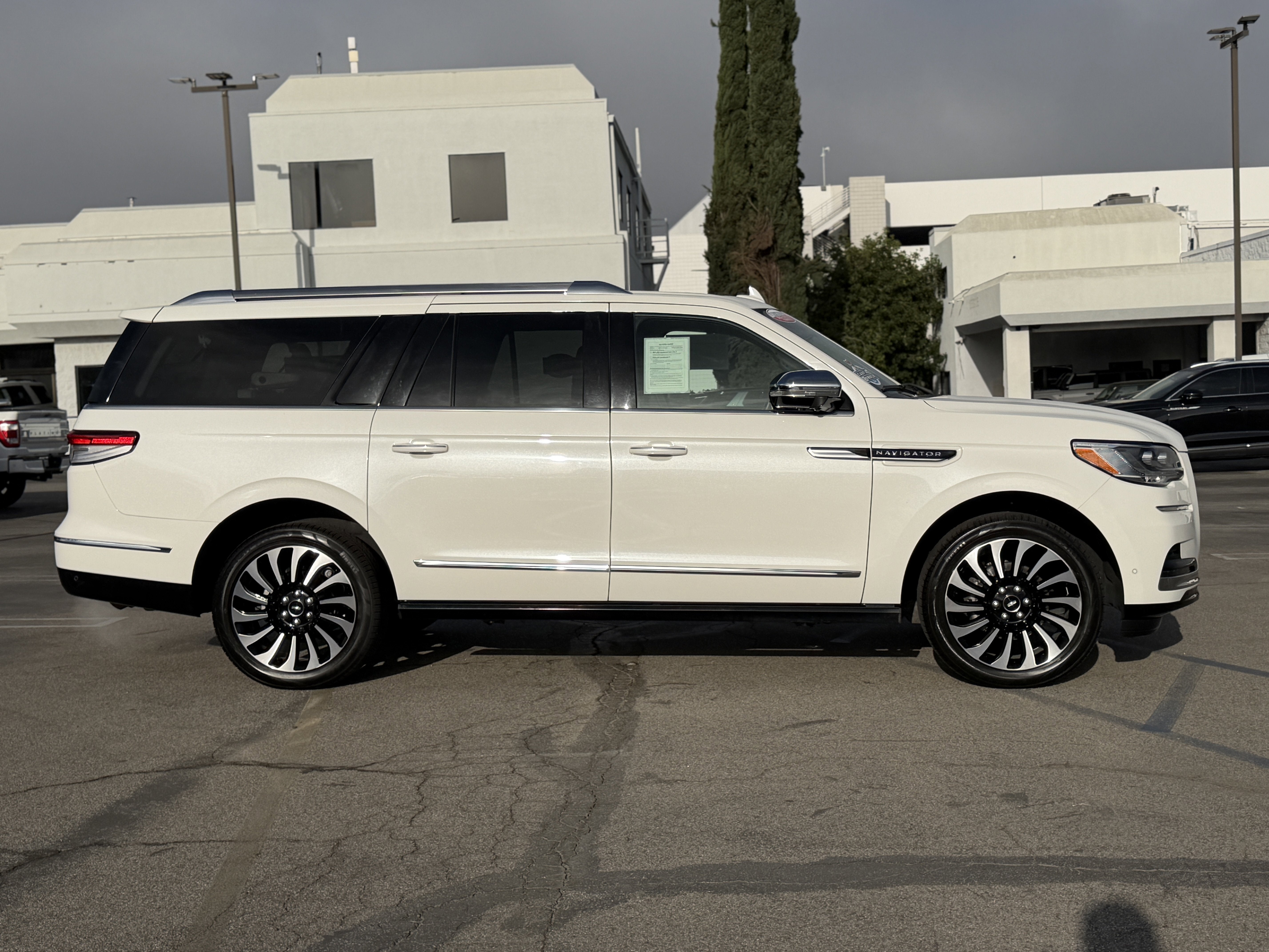 2022 Lincoln Navigator L Black Label