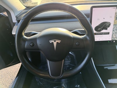 2019 Tesla Model 3 Mid Range