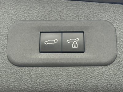 2025 Toyota Crown Signia XLE