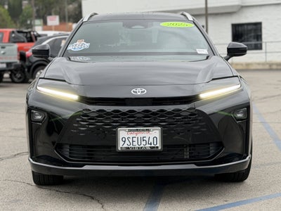 2025 Toyota Crown Signia XLE