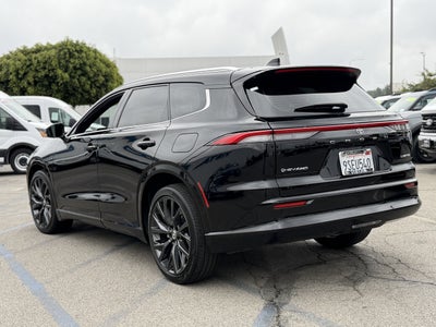 2025 Toyota Crown Signia XLE