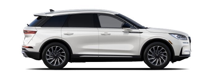 The passenger side of a Lincoln Corsair® SUV is shown in the Ceramic Pearl extra-cost exterior paint option. | Vista Lincoln Woodland Hills in Woodland Hills CA