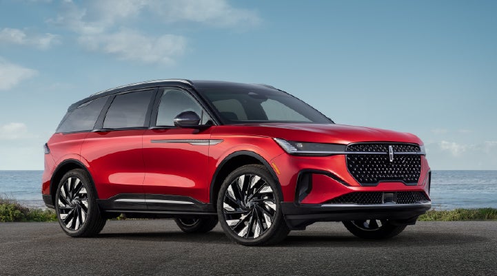 A 2026 Lincoln Nautilus® Reserve model is shown with the stylish available Jet Appearance Package. | Vista Lincoln Woodland Hills in Woodland Hills CA