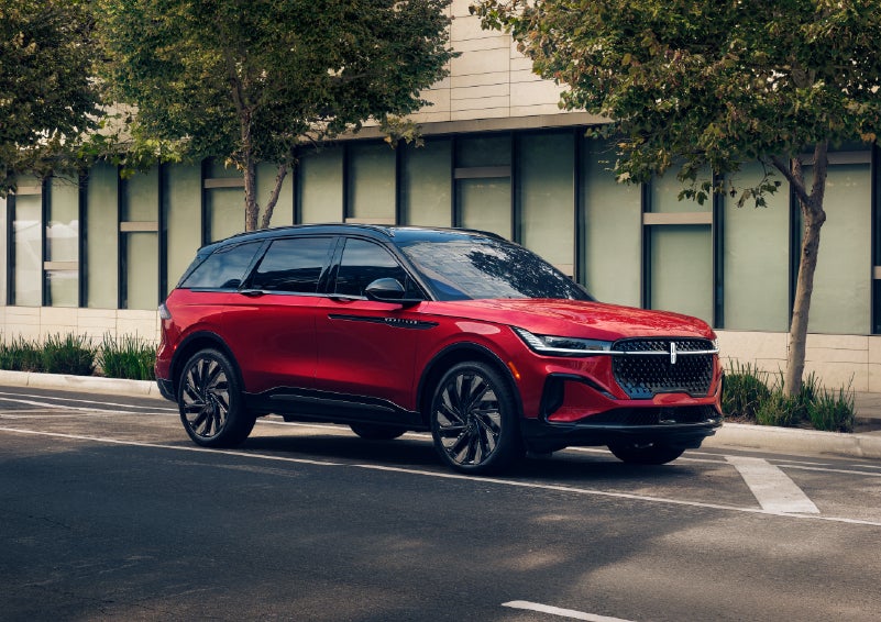 2026 Lincoln Nautilus® SUV with the available Jet Appearance Package and Hybrid transmission. | Vista Lincoln Woodland Hills in Woodland Hills CA